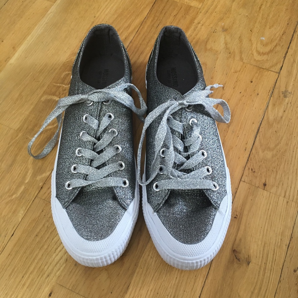 Mossimo Supply Co Gray Shimmer/Glitter sneakers